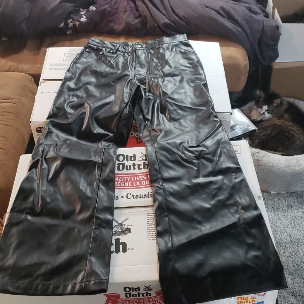Wearable Soya Black faux leather pants size 9